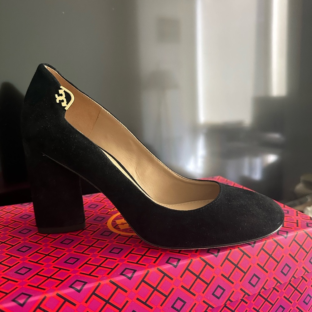 Tory Burch Suede Block Heels NEW IN BOX